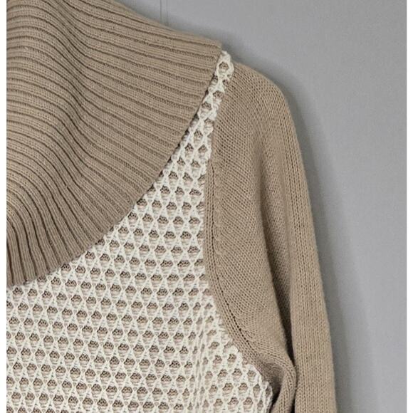 Calvin Klein Womens Sweater Classic Neutral Quite Luxury Textured Knit LS Large - Picture 3 of 6